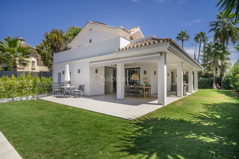 Foto c5bcdc0c-3804-46b1-a432-3eaf1b2884d1. Casa villa reformada en venta en la exclusiva zona de golf valley de nueva andalucía en Marbella