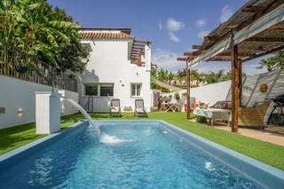 Casa a Rodeo Alto - Guadaiza - La Campana. Encantadora villa reformada en venta en nueva andalucía