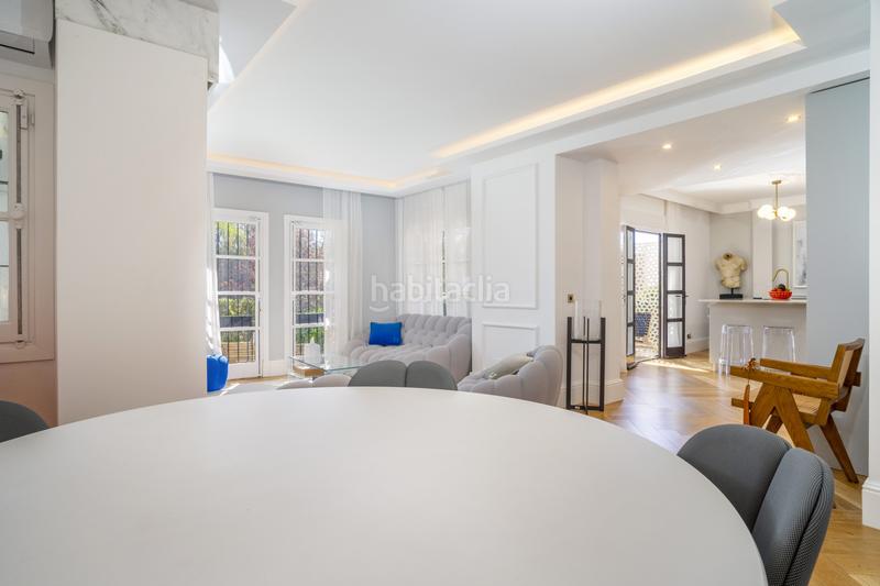 Foto c21142e6-7889-4fda-80e2-9db7cc2e367a. Piano terra con parcheggio piscina in Los Naranjos Marbella