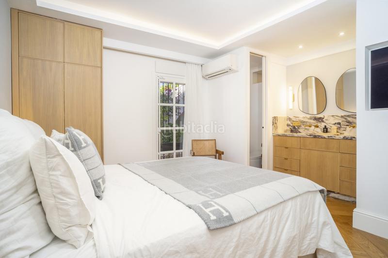 Foto cfcfa9b8-b97d-4e2c-9d1d-4e6f3295292c. Piano terra con parcheggio piscina in Los Naranjos Marbella