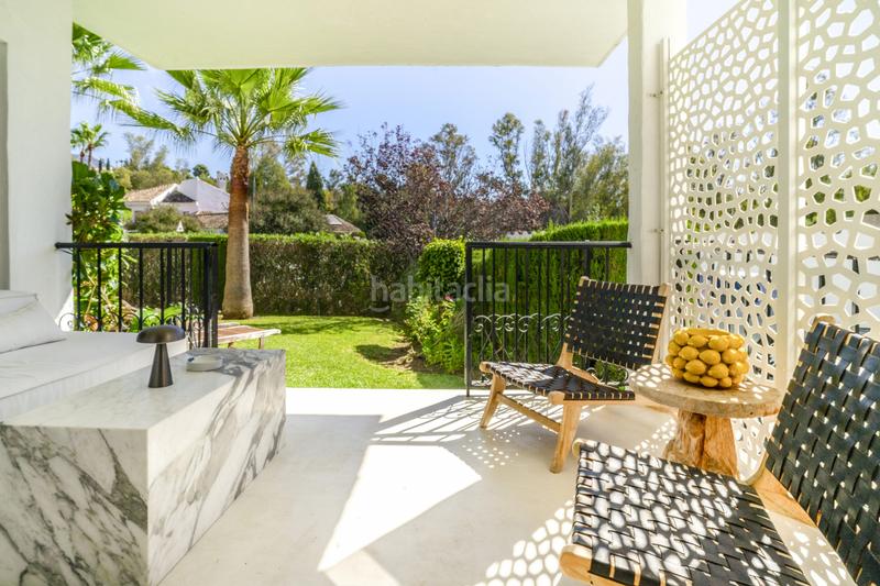 Foto e468bfce-1207-4510-9477-6018b375a77b. Piano terra con parcheggio piscina in Los Naranjos Marbella