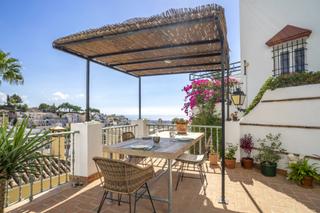 Maison jumelée à La Quinta. Encantadora y singular casa adosada con vistas impresionantes en