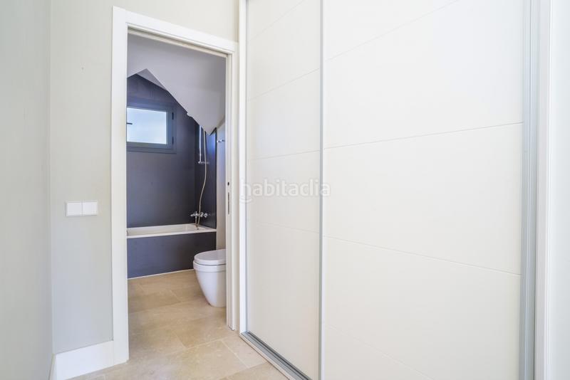 Foto 23f67b71-f576-43b6-852a-6f5358c97e41. Attico con parcheggio piscina in La Concha - Resina Golf Estepona