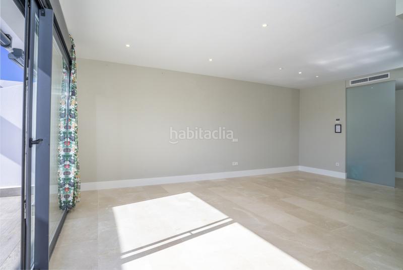 Foto 70b2b852-5300-475f-a667-30009657d655. Attico con parcheggio piscina in La Concha - Resina Golf Estepona