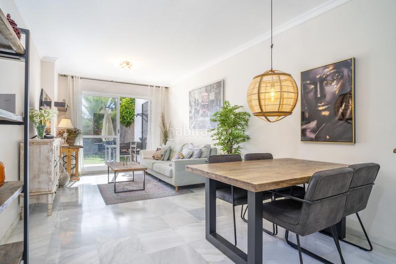 Foto 5da4f2b9-b832-4491-a098-4039878c3cf5. Piano terra con parcheggio piscina in Los Naranjos Marbella