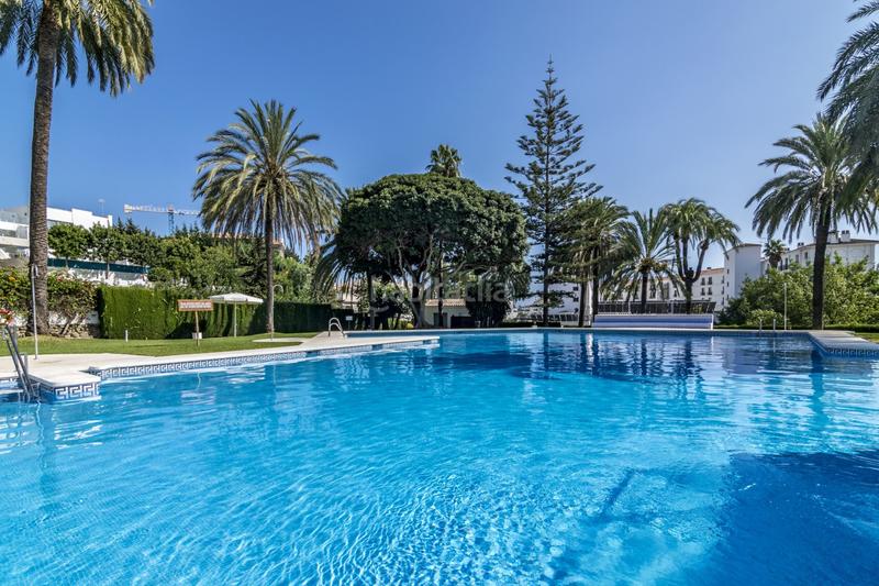 Foto 9d3b589b-de18-4da0-a2b7-cbe91cad6bf7. Planta baixa amb piscina a Nueva Andalucía centro Marbella