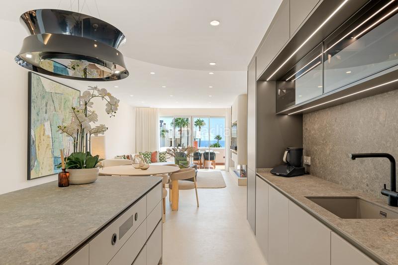 Foto 1ce19646-a086-412b-a441-a8089731437f. Dachwohnung mit parking pool in El Velerín Estepona