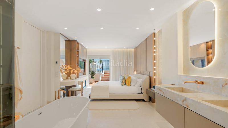 Foto f362f393-3bf3-4095-a676-b34afb9a8298. Dachwohnung mit parking pool in El Velerín Estepona