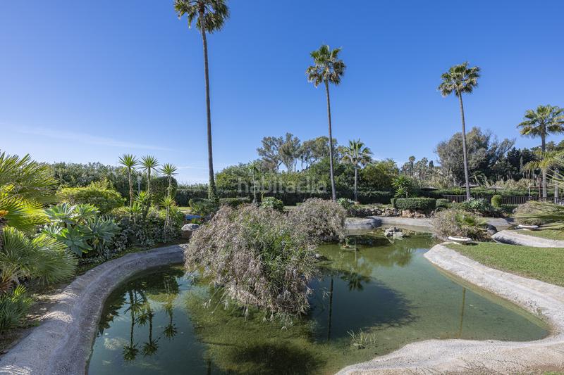 Foto df3f4dbf-0dba-4fa4-947a-68d10bb9f909. Apartment with parking pool in El Velerín Estepona