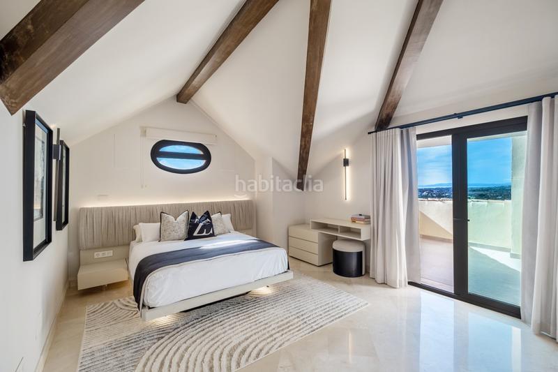 Foto 4e619948-d1ea-4cd9-991d-a0bce914456b. Attico con parcheggio piscina in Aloha Marbella