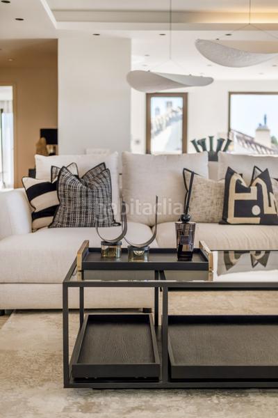 Foto 7e4e67cd-a9af-45e2-9224-a5bf239d3eb3. Attico con parcheggio piscina in Aloha Marbella