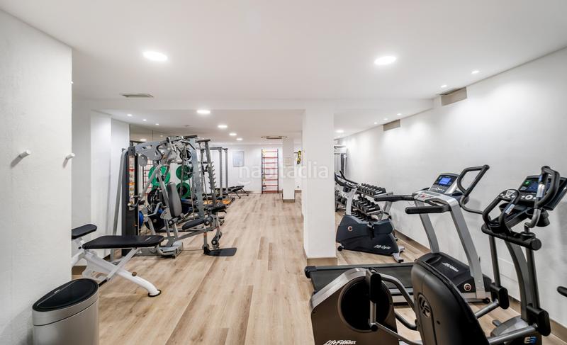 Foto b5554fba-7b52-40f8-b85e-64a49dff4165. Attico con parcheggio piscina in Aloha Marbella