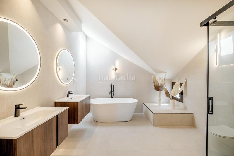 Foto ce4cc685-2c83-4c7f-903c-88a58b66595e. Attico con parcheggio piscina in Aloha Marbella