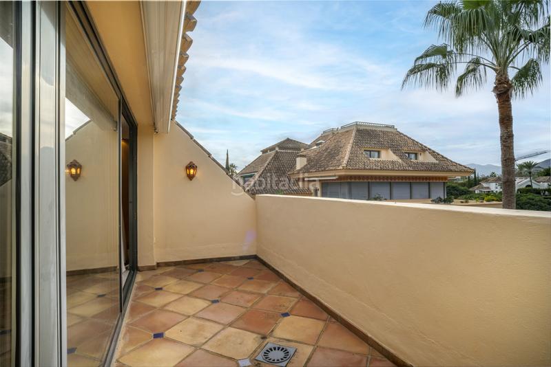 Foto 775d4431-46d9-4f0b-8366-f044e3d436cd. Penthouse with parking pool in Los Naranjos Marbella