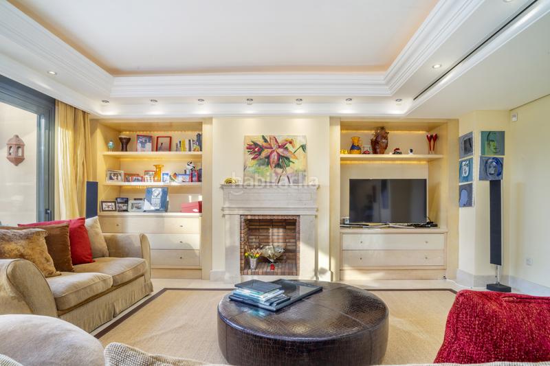 Foto 8e1970e4-5003-4694-a5c3-d63f962019c4. Penthouse with parking pool in Los Naranjos Marbella