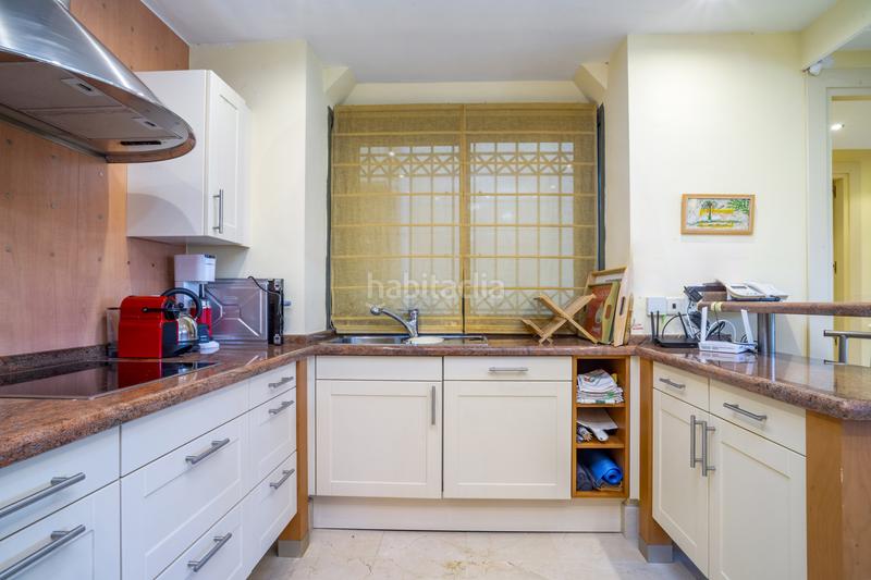 Foto ff3872be-9d7c-4215-92ba-da223327b215. Penthouse with parking pool in Los Naranjos Marbella