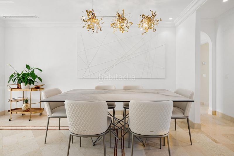 Foto 122bc1f9-67e7-49c2-97a4-b2f270351da0. Àtic amb aparcament piscina a Los Naranjos Marbella