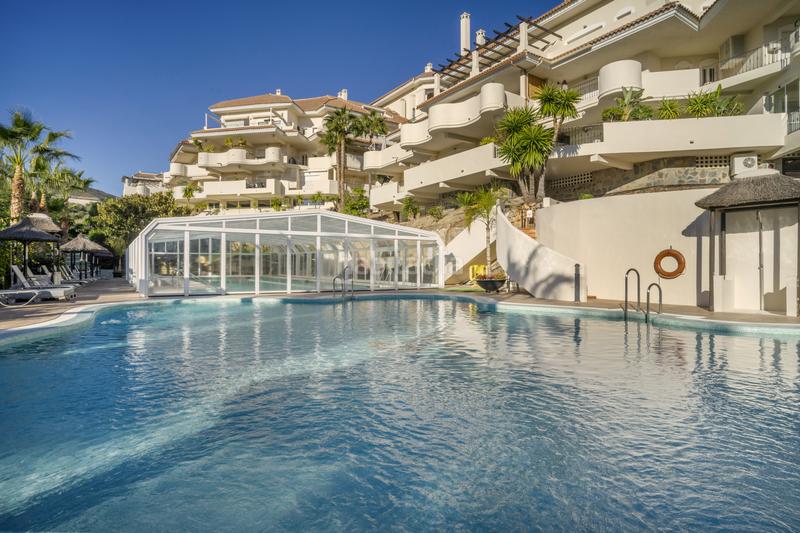 Foto bc4b2110-6d8a-4524-8db5-06549d773f07. Àtic amb aparcament piscina a Los Naranjos Marbella