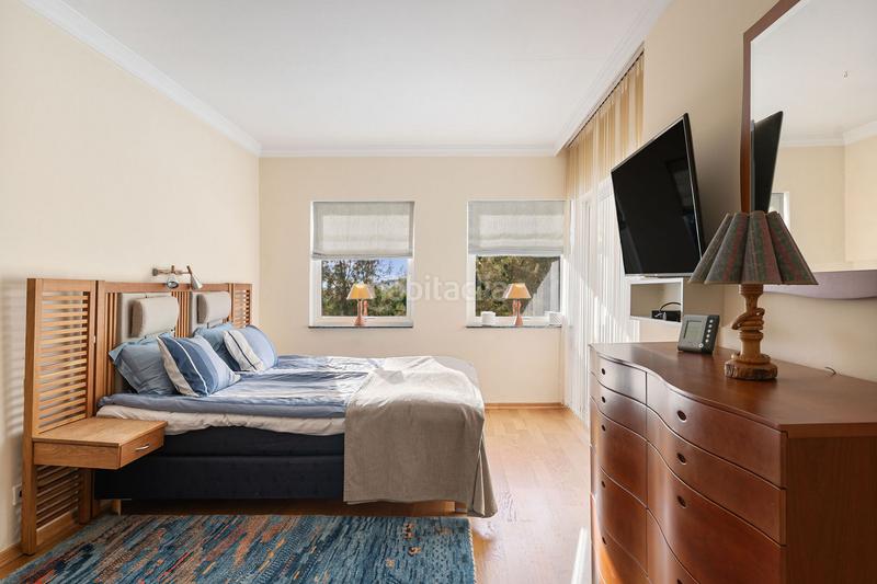 Foto 085152da-66d8-46d7-8d6e-2b5c27dedfe9. Attico con parcheggio piscina in La Quinta Benahavís