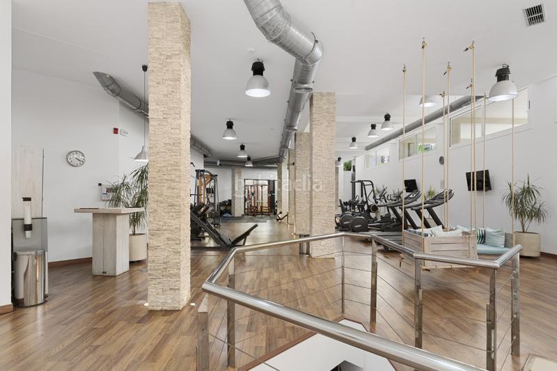 Foto ba61b597-3a89-4a60-8787-ab4604e1096a. Apartament amb aparcament piscina a Los Naranjos Marbella