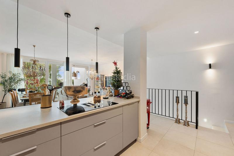 Foto 4d38255b-e3c1-45c4-9808-c7c6b71f807e. Maison jumelée avec parking piscine dans Aloha Marbella