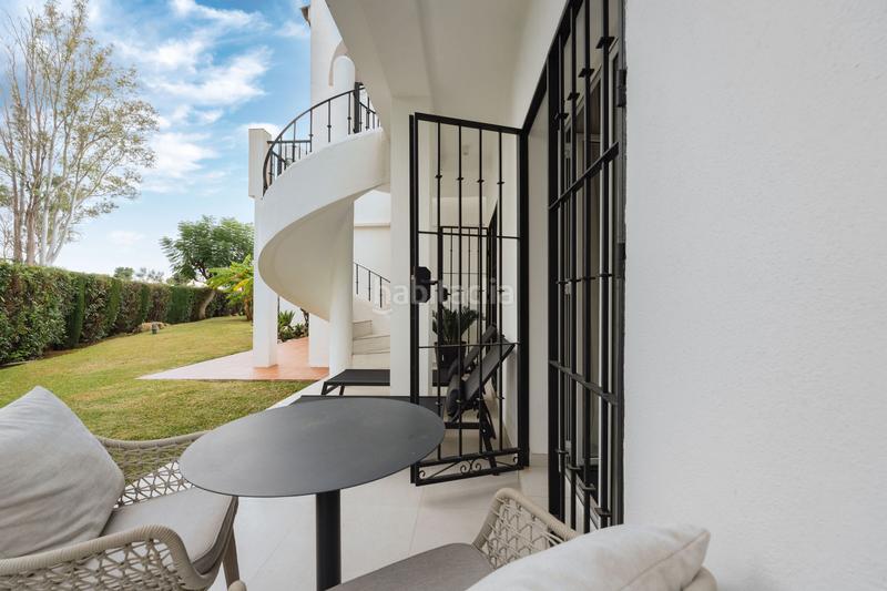 Foto d232bf99-e60e-487c-a5b6-b28f1bb31c32. Maison jumelée avec parking piscine dans Aloha Marbella