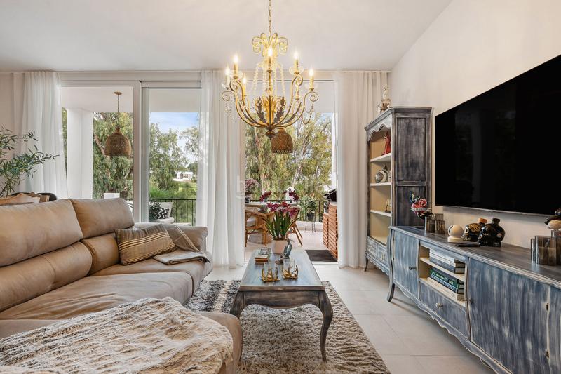 Foto e579d0e4-f3f2-40d6-9369-edd39b9d76a7. Maison jumelée avec parking piscine dans Aloha Marbella