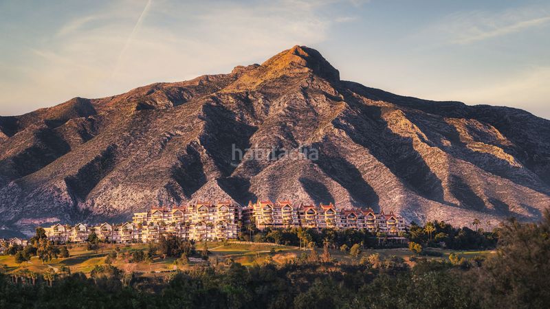 Foto e0693f4d-0818-470a-9acd-c4c5337a7e84. Àtic amb aparcament piscina a Los Naranjos Marbella