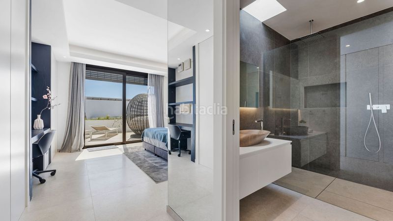 Foto ea823429-d6ea-4a89-b841-1d9911c7f7d8. Casa amb aparcament piscina a Los Flamingos Benahavís