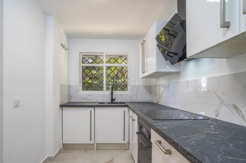 Foto 001da40f-21d8-4466-acff-0614215486b8. Planta baixa amb aparcament piscina a Aloha Marbella