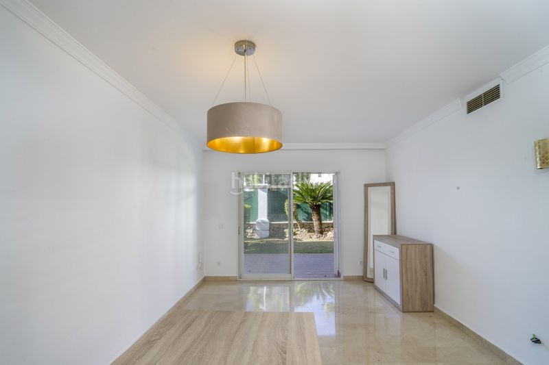 Foto eede9b44-3830-4aa3-b4c2-1d9c35d7ef01. Planta baixa amb aparcament piscina a Aloha Marbella