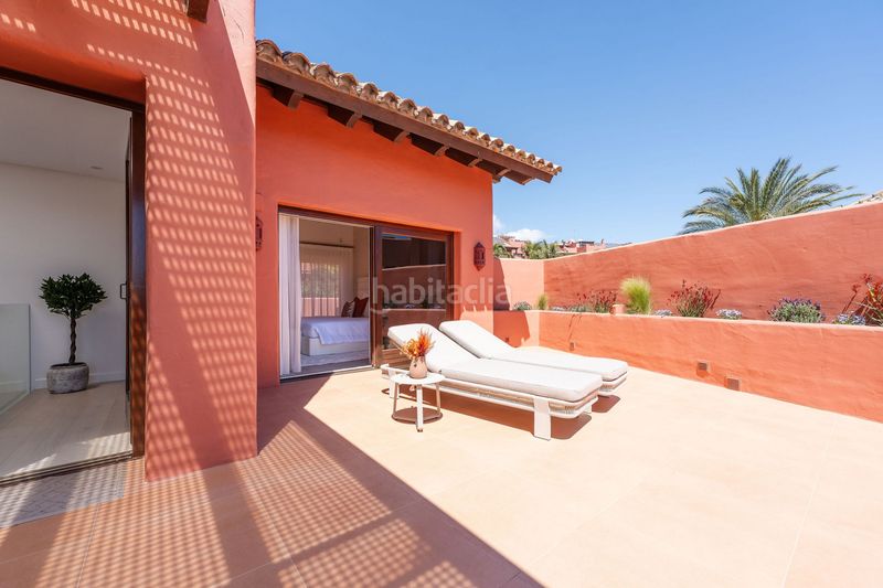 Foto c49851c3-7812-4561-8aae-de9fe4a3c0a0. Àtic amb aparcament piscina a Guadalmansa Estepona