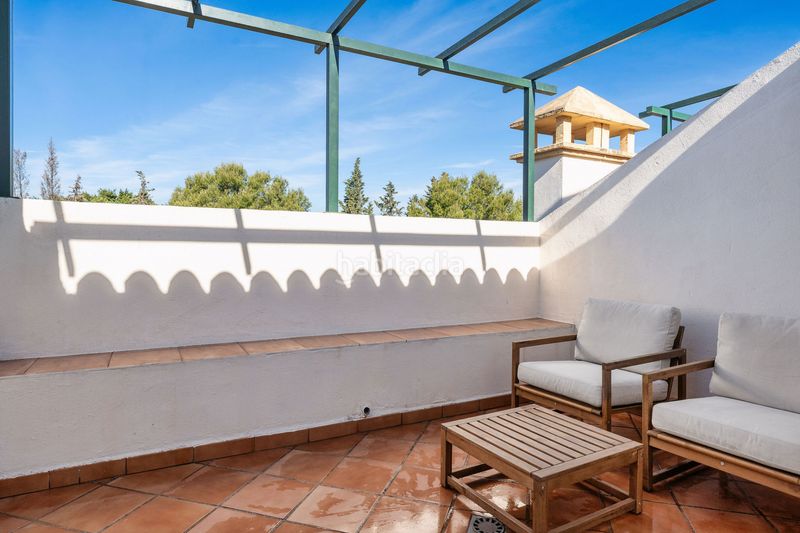 Foto 323ad936-ac59-4d3a-8fcf-6c20793beab6. Àtic amb aparcament piscina a Nueva Andalucía centro Marbella