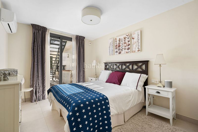 Foto 56f866bb-a7af-439f-800f-eb7a86cf02e4. Casa amb aparcament piscina a Nueva Andalucía centro Marbella
