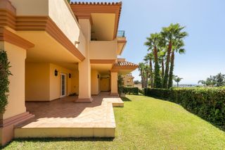 Planta baja en Rodeo Alto - Guadaiza - La Campana. Espacioso apartamento de 3 dormitorios en planta baja en cumbres