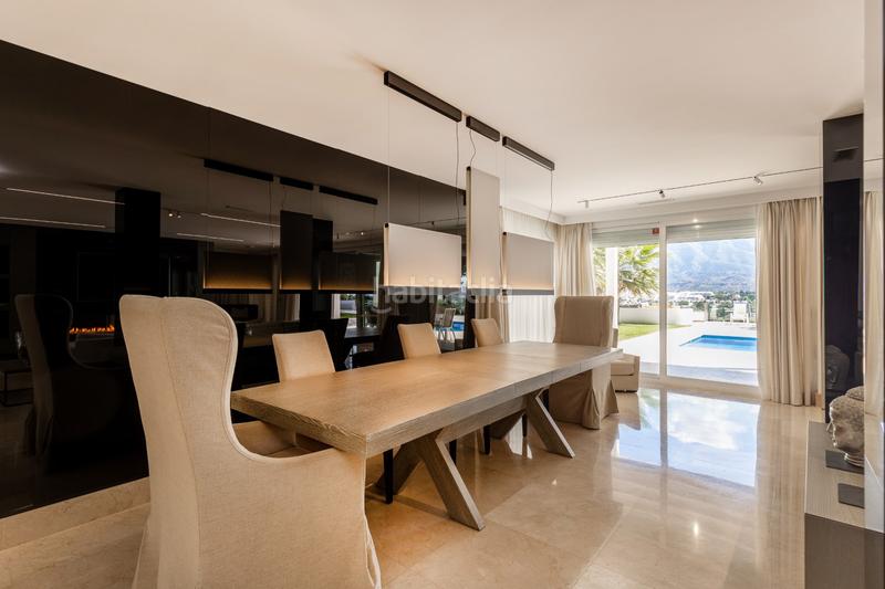 Foto 1b39045c-5e08-4204-b15a-384d82741597. Casa villa moderna de 6 dormitorios completamente reconstruida en venta en Marbella