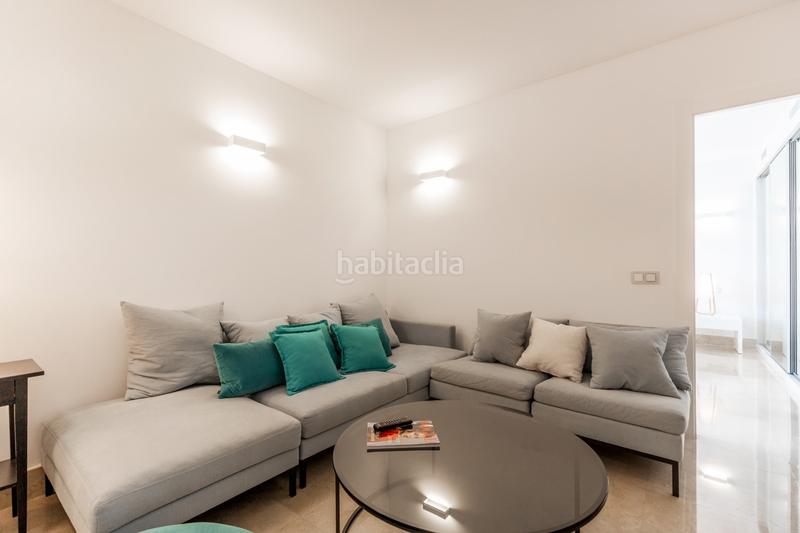 Foto 37d8c292-d40a-4490-b66f-56bf83c83457. Casa villa moderna de 6 dormitorios completamente reconstruida en venta en Marbella