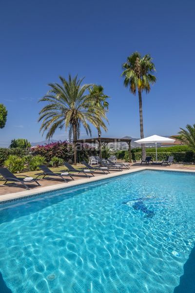 Foto 956c2871-abe1-44f6-bff2-b61f7496c3ce. Casa amb calefacció aparcament piscina a San Pedro de Alcántara Pueblo Marbella