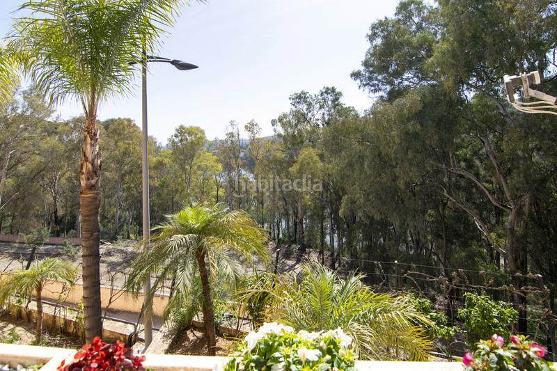 Foto fd9f3151-1a5c-4c38-adb9-109e98481258. Piano terra con parcheggio piscina in Los Naranjos Marbella