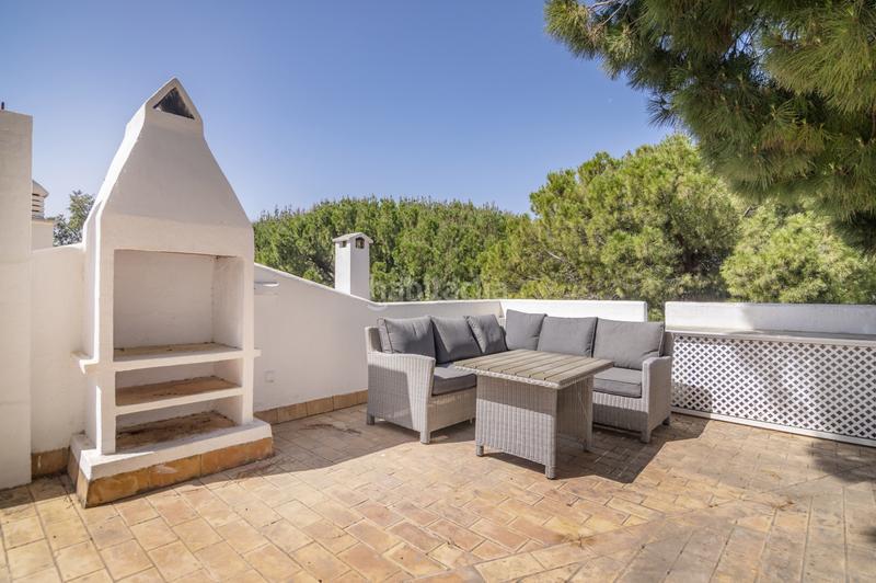 Foto 1a63fba7-c3a6-4469-b798-b760febd23cf. Ático en istan a-7176 8 excelente ático dúplex en una ubicación ideal en Marbella