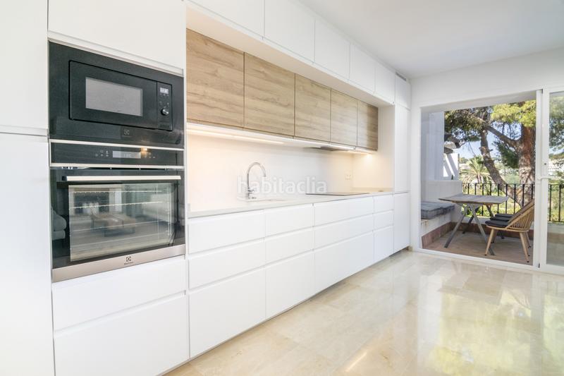 Foto 942a361c-f8e1-4f79-8600-d7f531ffe765. Ático en istan a-7176 8 excelente ático dúplex en una ubicación ideal en Marbella