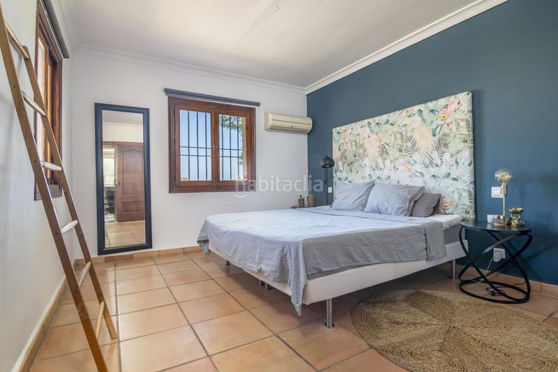 Foto d22b9b26-123b-4e3a-a7e7-452aff6844b3. Casa encantador chalet de una planta en venta en fuentes del espanto en Benahavís