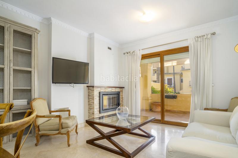 Foto 6fc19bf7-b341-4c7d-8b24-551f40006904. Planta baixa amb aparcament piscina a Nagüeles Alto Marbella