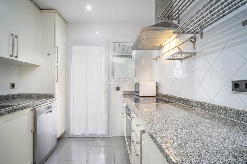 Foto 9374a8c2-f3d6-4006-9cbc-e29ca64172a9. Planta baixa amb aparcament piscina a Nagüeles Alto Marbella