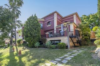 House in Nagüeles Alto. Villa de lujo en venta en la milla de oro de marbella la capella