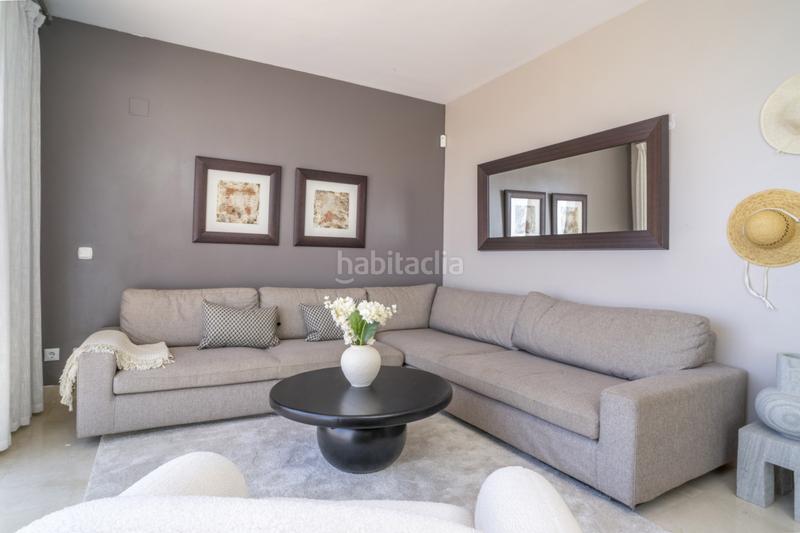 Foto ee6d1486-dd54-4d07-b1a9-db83c0468198. Attico con parcheggio piscina in Los Naranjos Marbella