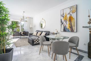 Apartament a Los Naranjos. Apartamento en primera planta orientado al suroeste en señorio d