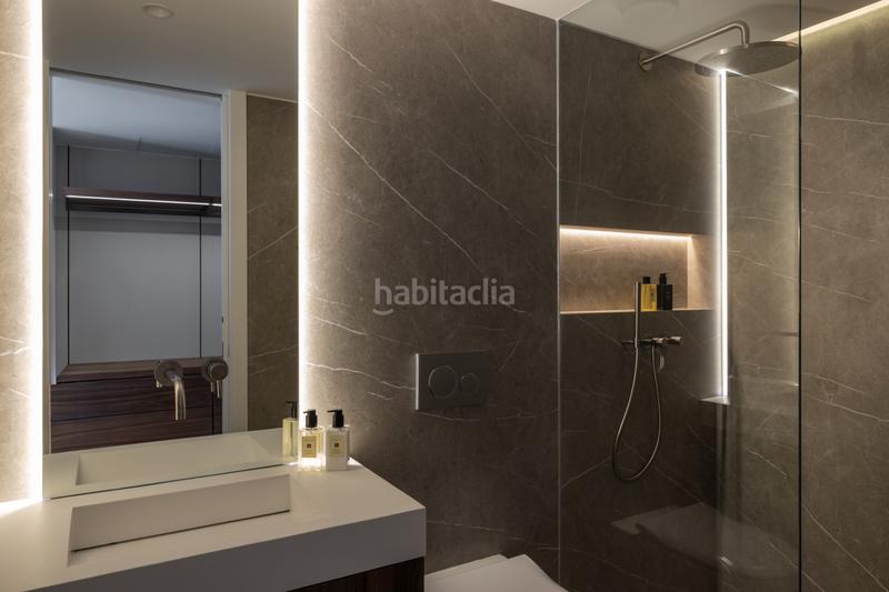 Foto 4c63dcd7-d523-4eb8-b7c1-d66c4b7d0585. Casa adosada  nueva en primera línea de golf en Marbella