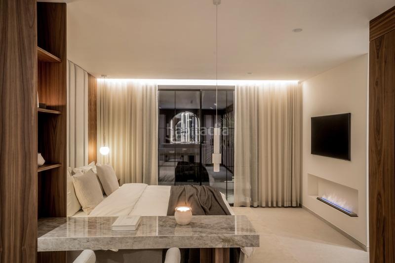 Foto e1f05a5e-6a70-43cf-a876-1df729d99a61. Casa adosada  nueva en primera línea de golf en Marbella