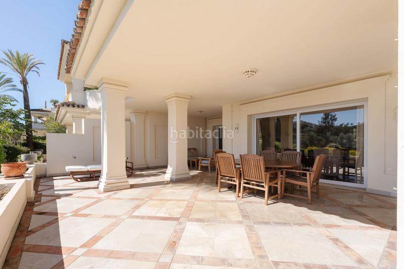 Foto 2d8a3ec9-d41e-4d2c-a377-bf6524c1a6ae. Planta baja unidad en planta baja en un desarrollo cerrado y seguro en Marbella